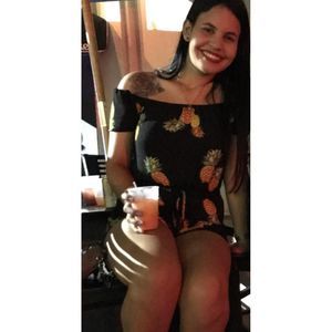 Meet your Posher, Samaida liz